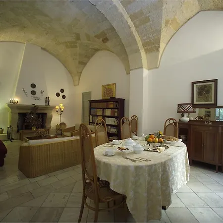 Bed and Breakfast L'orangerie D'epoque Λέτσε